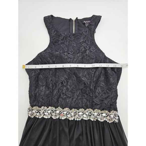 Xtraordinary Junior's 1 Black Lace Top Beaded Waist Formal Maxi Dress - Picture 5 of 11